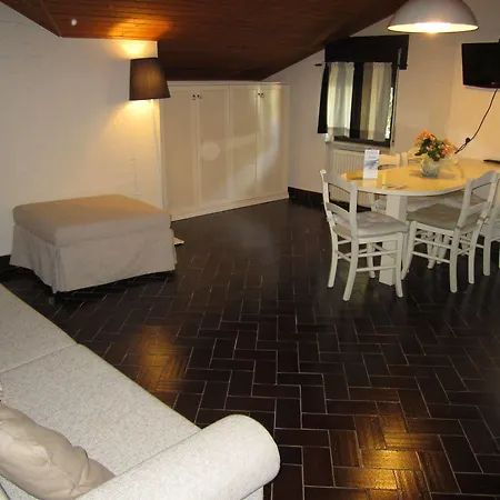 Appartamenti Vacanze Aprica Апартаменты *
